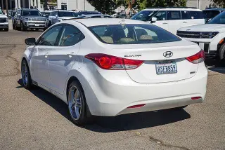 Hyundai ELANTRA 2013 Limitada 4p Sedan