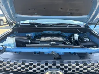 Toyota Tundra 2019 4x2 SR5 4dr CrewMax Cab Pickup SB (5.7L V8)