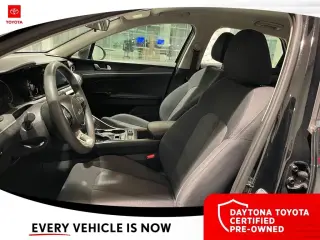 Kia K5 2022 LXS 4p Sedan