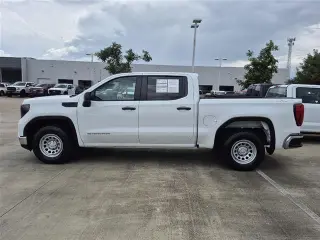 GMC Sierra 1500 2023 4x4 Pro 4p Cabaña Tripla 6,6 pies ST