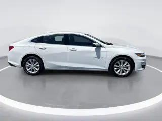 Chevrolet Malibu 2024 LT 4p Sedan con 1LT