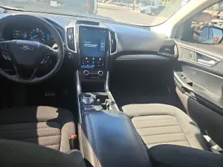 Ford Edge 2022 AWD SE 4dr Crossover