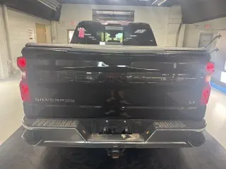 Chevrolet Silverado 1500 2023 4x4 LT 4p Cab de Tripulación 5.8 ft. CB w/1LT