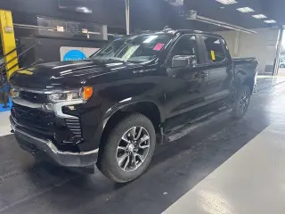 Chevrolet Silverado 1500 2023 4x4 LT 4p Cab de Tripulación 5.8 ft. CB w/1LT
