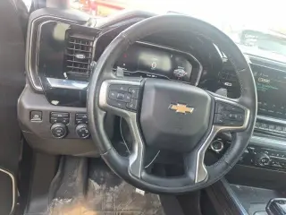 Chevrolet Silverado 1500 2023 4x4 LT 4p Cab de Tripulación 5.8 ft. CB w/1LT