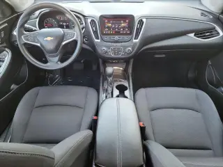 Chevrolet Malibu 2024 LT 4p Sedan con 1LT