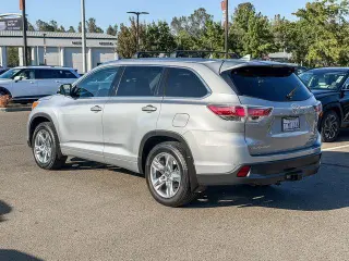 Toyota Highlander 2016 AWD Limited 4dr SUV
