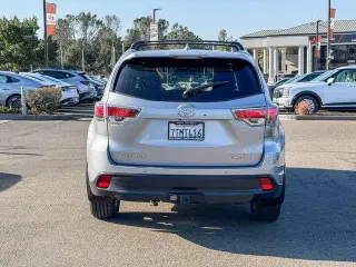 Toyota Highlander 2016 AWD Limited 4dr SUV