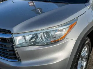 Toyota Highlander 2016 AWD Limited 4dr SUV