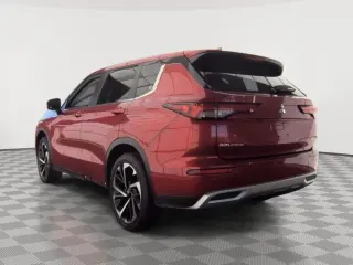 Mitsubishi Outlander 2023 AWD SE 4dr SUV