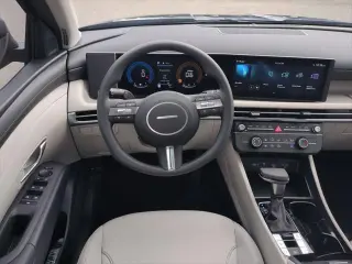 Hyundai TUCSON 2026 SE 4p SUV