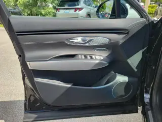 Genesis Electrified GV70 2023 AWD 4p SUV