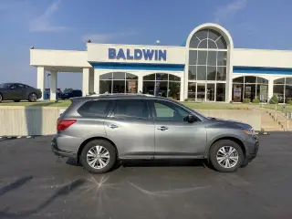 Nissan Pathfinder 2020 SV 4p SUV