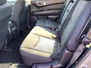 Nissan Pathfinder 2020 SV 4p SUV