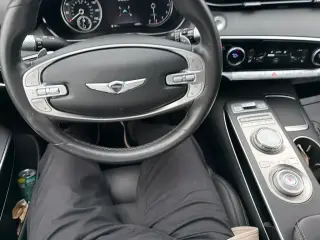 Genesis GV70 2025 AWD 2.5T Standard 4dr SUV