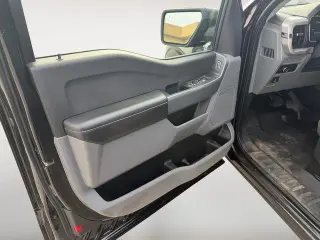 Ford F-150 2023 4x4 XLT 4dr SuperCab 6.5 ft. SB