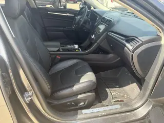 Ford Fusion 2018 AWD Titanium 4p Sedan