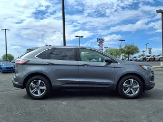 Ford Edge 2023 AWD SEL 4dr Crossover