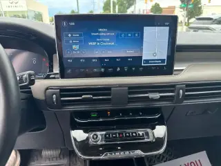 Lincoln Corsair 2024 AWD Reserve 4dr SUV