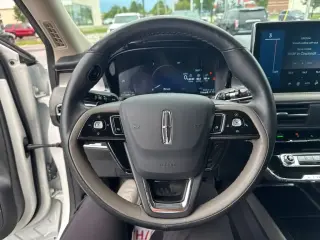 Lincoln Corsair 2024 AWD Reserve 4dr SUV