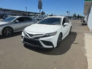 Toyota Camry 2022 SE 4dr Sedán
