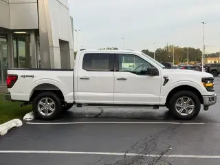 Ford F-150 2025 4x4 XLT 4p SuperCrew 6.5 ft. CB