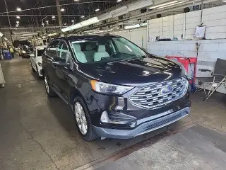 Ford Edge 2022 AWD Titanium 4dr Crossover