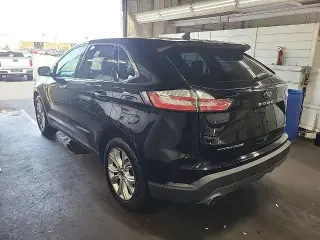 Ford Edge 2022 AWD Titanium 4dr Crossover