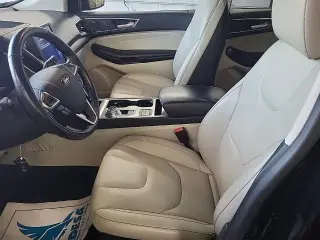 Ford Edge 2022 AWD Titanium 4dr Crossover