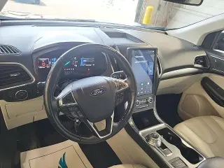 Ford Edge 2022 AWD Titanium 4dr Crossover