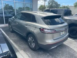 Lincoln Nautilus 2023 Estándar 4p SUV