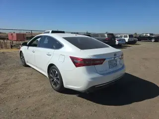Toyota Avalon Hybrid 2016 XLE Premium 4dr Sedan