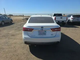 Toyota Avalon Hybrid 2016 XLE Premium 4dr Sedan