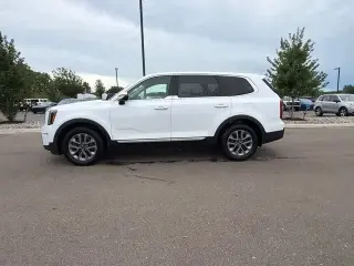 Kia Telluride 2023 LX 4p SUV