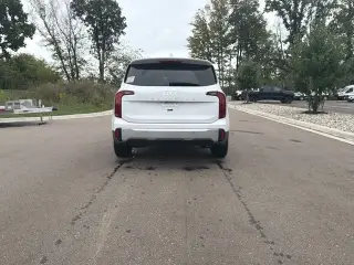 Kia Telluride 2023 LX 4p SUV