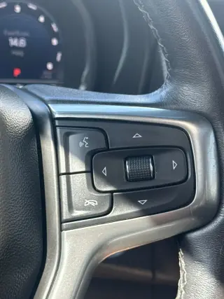 Chevrolet Suburban 2022 4x2 LT 4p SUV