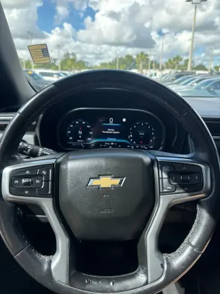 Chevrolet Suburban 2022 4x2 LT 4p SUV