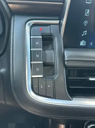 Chevrolet Suburban 2022 4x2 LT 4p SUV
