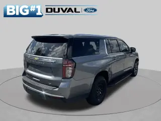 Chevrolet Suburban 2022 4x2 LT 4p SUV