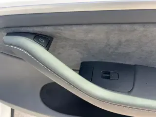 Tesla Model Y 2024 tracción en todas las ruedas Long Range 4p Crossover