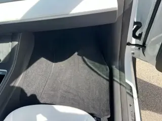 Tesla Model Y 2024 tracción en todas las ruedas Long Range 4p Crossover