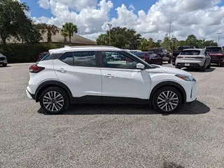 Nissan Kicks 2023 SV 4dr Crossover
