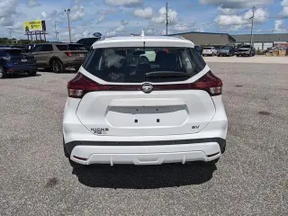 Nissan Kicks 2023 SV 4dr Crossover