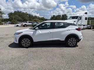 Nissan Kicks 2023 SV 4dr Crossover