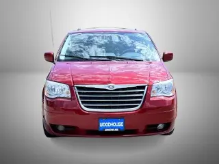 Chrysler Town and Country 2010 Touring 4dr Mini-Van