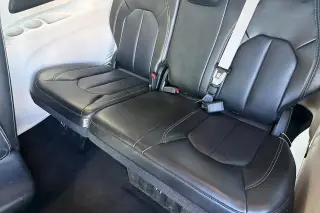 Chrysler Pacifica Plug-In Hybrid 2023 Touring L 4dr Mini-Van