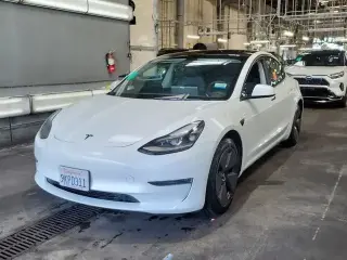 Tesla Model 3 2023 4dr Sedán