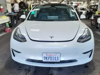 Tesla Model 3 2023 4dr Sedán