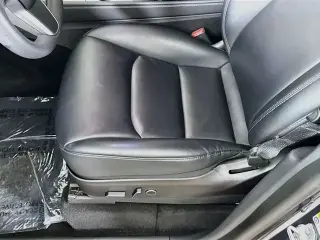 Tesla Modelo Y 2023 AWD Performance 4dr Crossover
