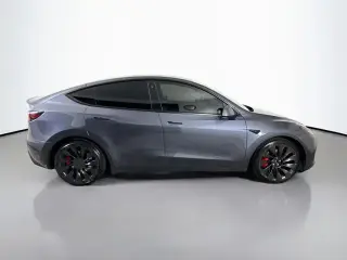 Tesla Modelo Y 2023 AWD Performance 4dr Crossover